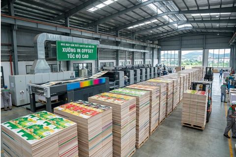 Năng lực sản xuất trực tiếp tại xưởng giúp mang lại bảng báo giá in bao bì cạnh tranh nhất.