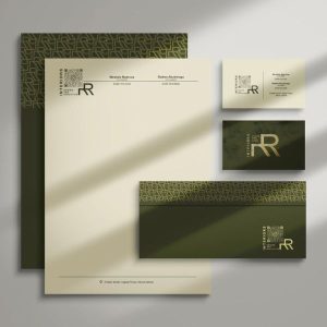 In phong bì doanh nghiệp tại xưởng in Homeprint