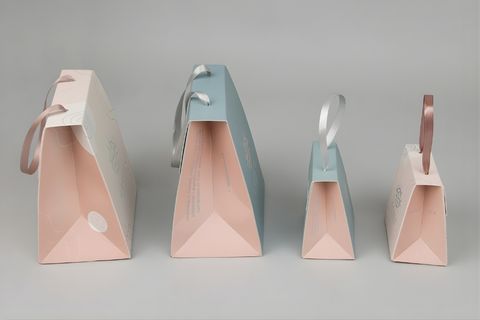 Kiểu dáng túi giấy đựng mỹ phẩm