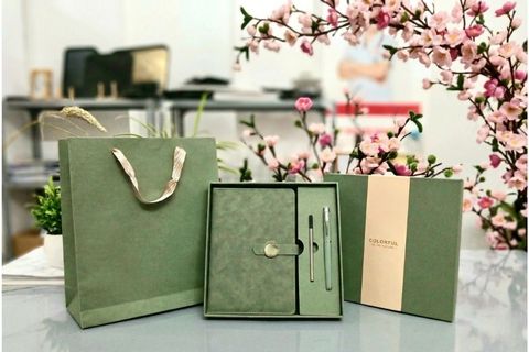 Quà tặng doanh nghiệp sang trọng
