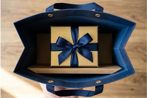 Thiết kế cấu trúc ôm khít bảo vệ sản phẩm từ công ty in túi giấy HomePrint