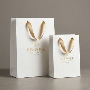 Tỷ lệ vàng của các size túi giấy giúp doanh nghiệp tối ưu chi phí bao bì