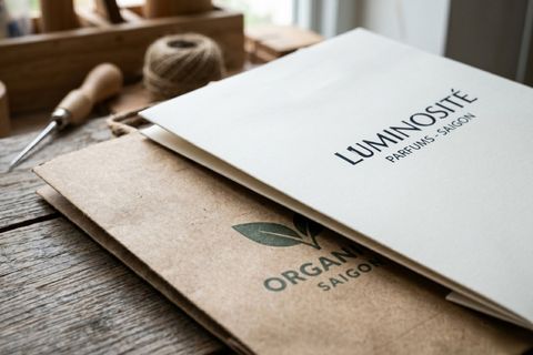 Các loại giấy phổ biến dùng để in túi giấy in kỹ thuật số.