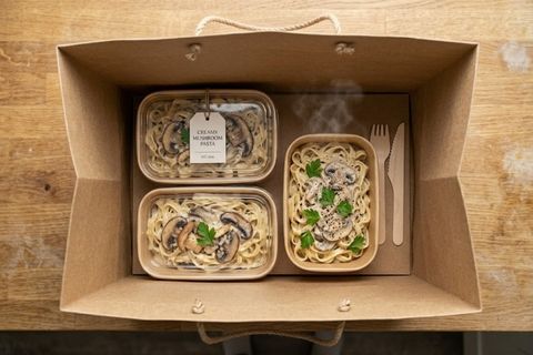 Ứng dụng chất liệu in túi giấy Kraft sinh thái cho ngành thực phẩm F&B