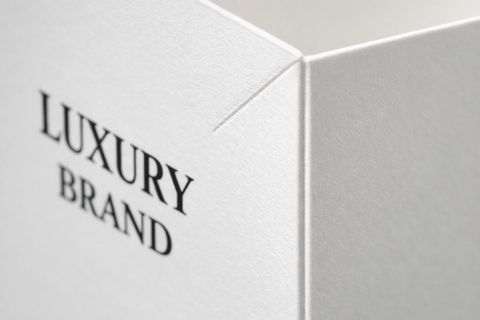 Độ sắc nét và vuông vức của túi giấy khi được sản xuất bằng máy bế gân tự động