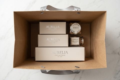 Cấu trúc đáy túi giấy chắc chắn với tấm lót chịu tải khi in túi giấy giá rẻ chất lượng