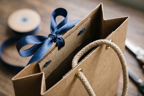 Các loại dây quai chắc chắn cho dự án in túi giấy cán màng.