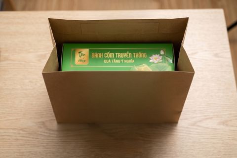 Mẫu túi giấy Kraft giá rẻ bền chắc cho các cửa hàng đặc sản tại Hà Nội